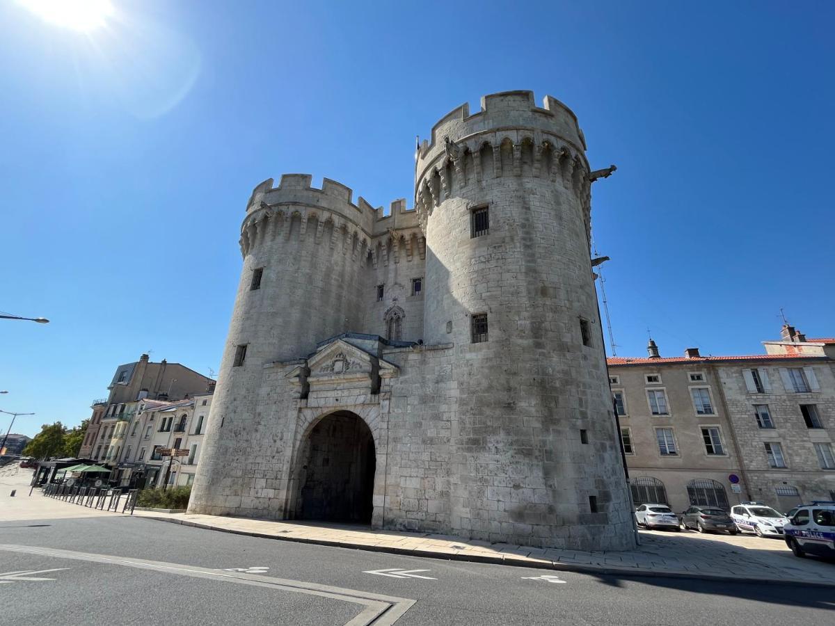 La Cour Du Prince Verdun-sur-Meuse Buitenkant foto
