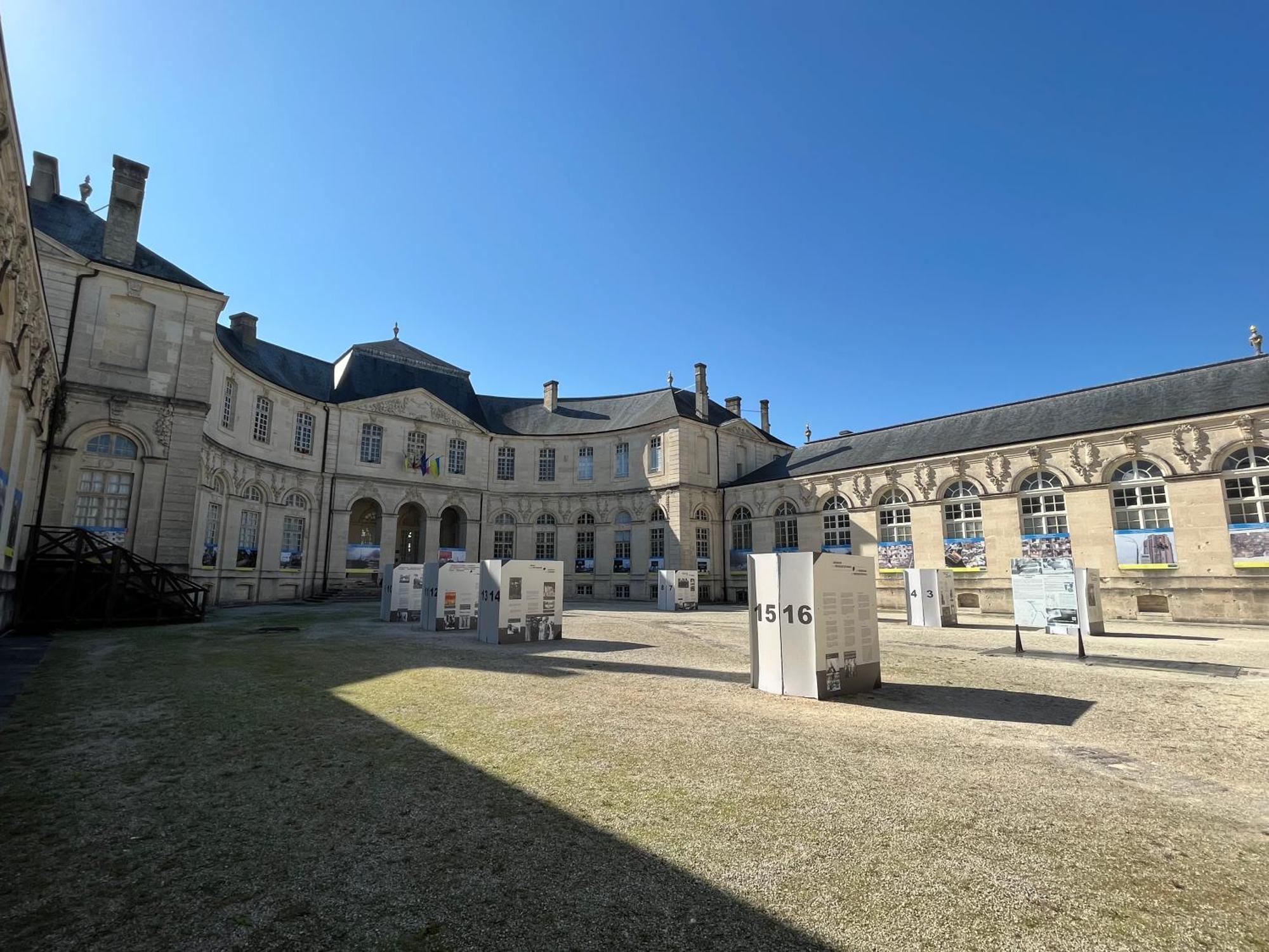 La Cour Du Prince Verdun-sur-Meuse Buitenkant foto